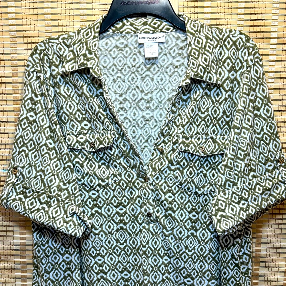Geometric Pattern Blouse - Picture 2 of 11